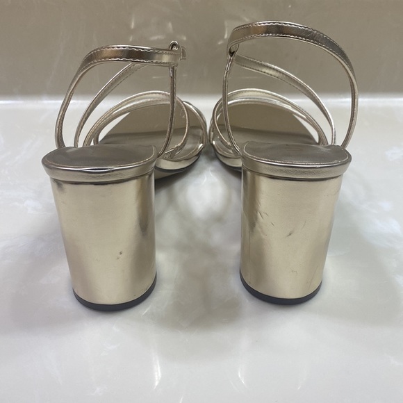 Unisa Women Formal Sandals Size 10 - Picture 3 of 3